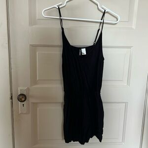 Black romper with pockets